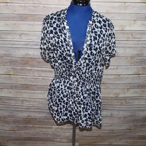 🍒sold🍒Sheer cheetah print blouse